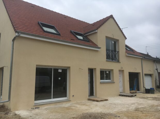 Maison R+combles aménagés- Ponthévrard (78)